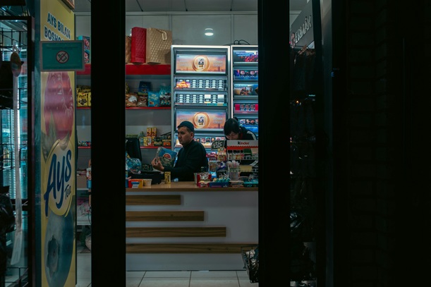 ファミリーマート 島之内中央店